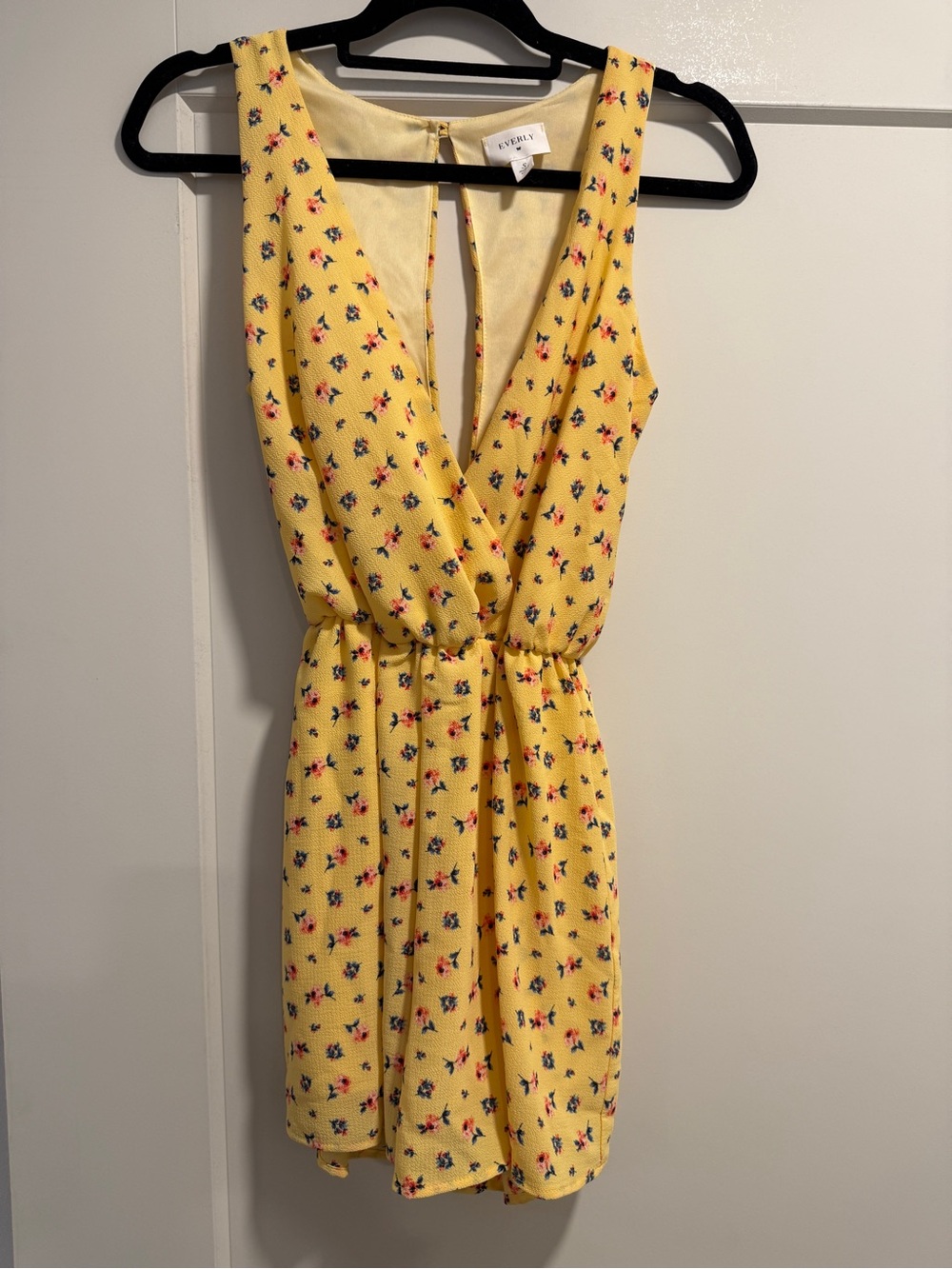 Everly Yellow Floral V-Neck Romper with Elastic Waist